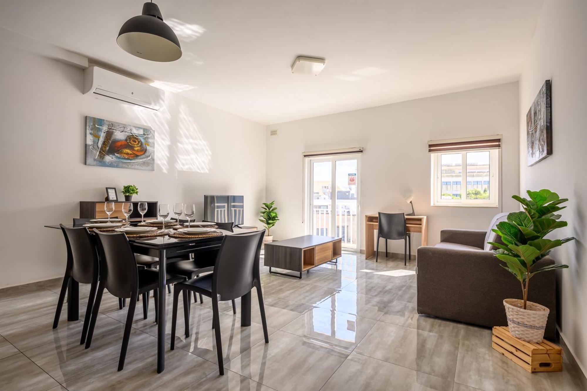 F11 Room 2, Private Room Two Single Beds Shared Bathroom In Shared Flat 姆西达 外观 照片